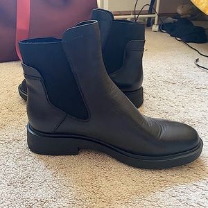 8.5 Franco sarto